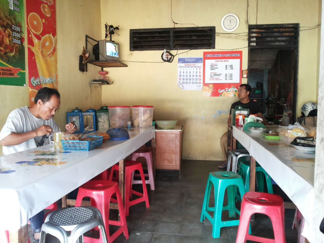  Gambar  Desain Warung  Makan Ruko Desain Rumah Mesra