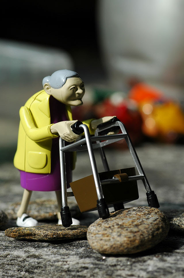 Der lack bringt einen gewissen glanz, der ihre fotos mit modernität und eleganz umgibt. Mikroschulung Sturzprophylaxe Netzwerk Patienten Und Familienedukation In Der Pflege E V