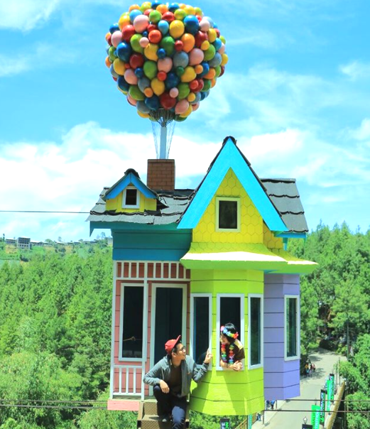  Film  Cartoon Rumah  Balon  Bukalah r