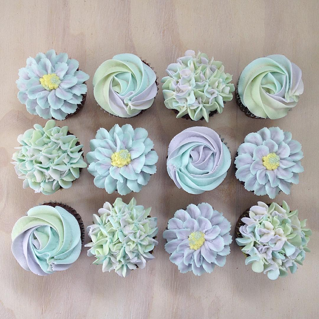 新鮮なカップケーキ 花 最高の花の画像