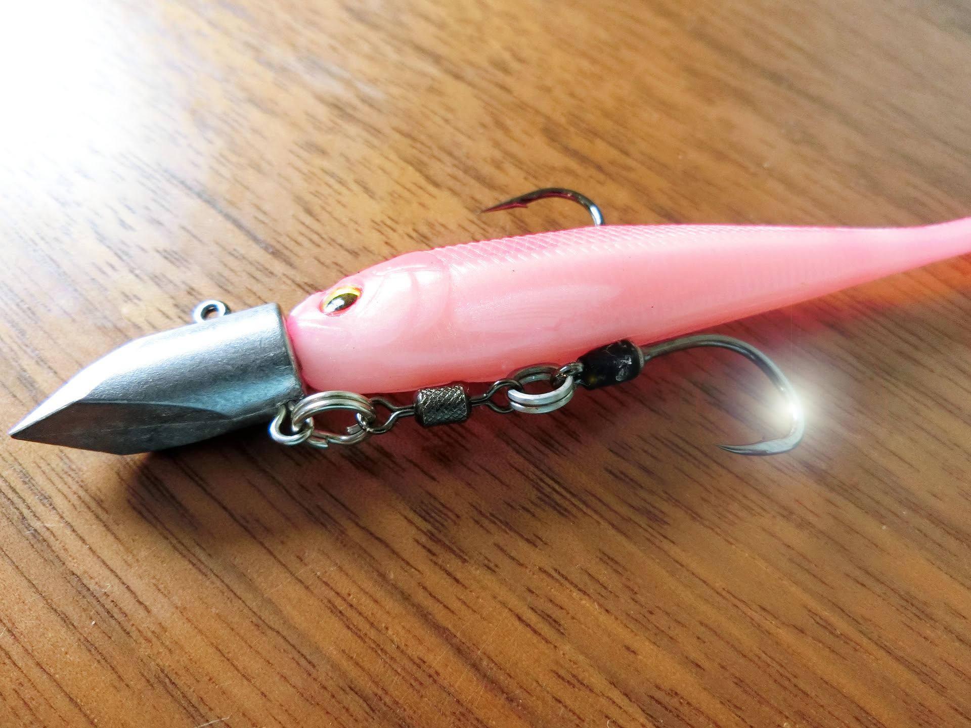 ユニークジグヘッド アシスト フック 魚のすべて