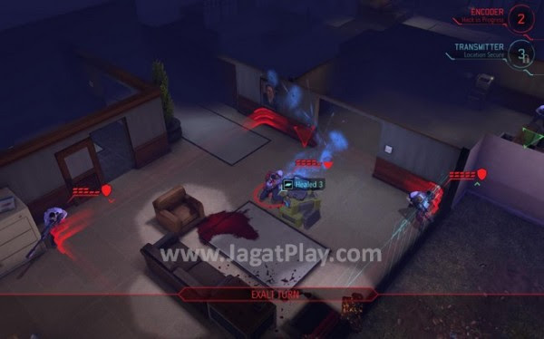 Ketika bertempur melawan EXALT, pemain akan menghadapi pasukan manusia, bukan alien, yang ternyata memiliki kemampuan tidak kalah dari pasukan XCOM.