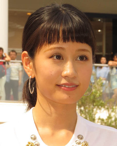 前田 敦子 画像 かわいい コレクション イメージ ベスト