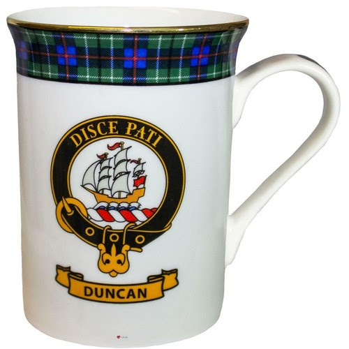 There is no such thing as a collective clan crest, just as there is no such thing as a clan coat of arms. Leather Key Fob Scottish Family Clan Crest Duncan Made In Scotland Otros Beatnation Coleccionismo