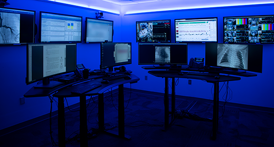 telemedicine control room 