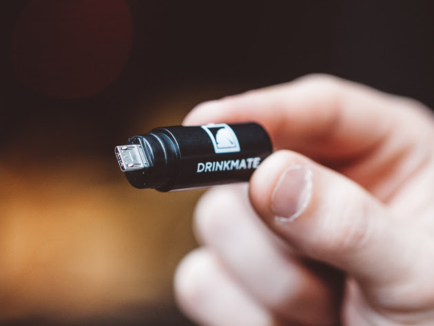 DrinkMate Breathalyzer