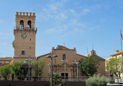 Templo Parroquial de Santiago Apóstol en Totana | All You Need In Murcia