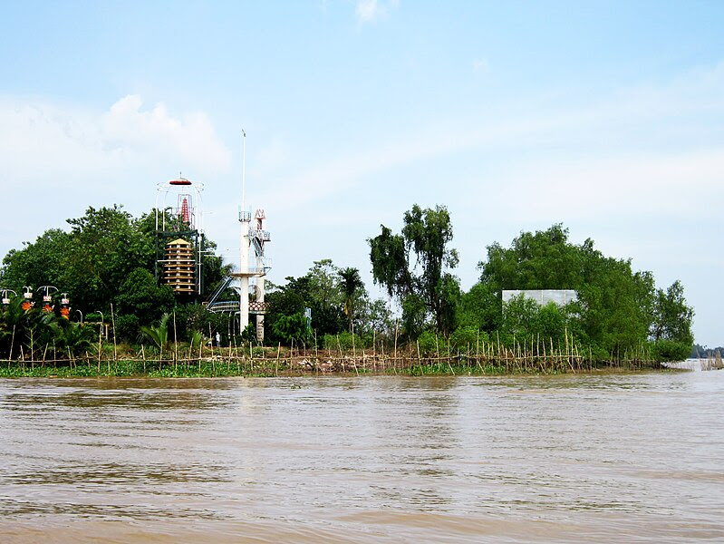 File:Nơi hành đạo của ông Đạo Dừa.jpg