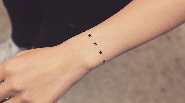Wearing bracelet tattoos are akin to wearing true bracelets. Decorate Your Wrist With A Delicate Bracelet Tattoo