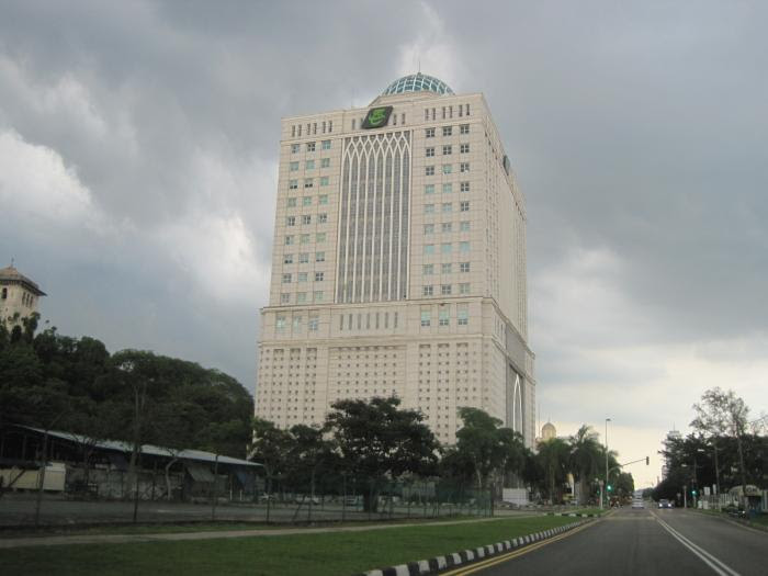 We did not find results for: Bangunan Tabung Haji Johor Bahru District Office Building