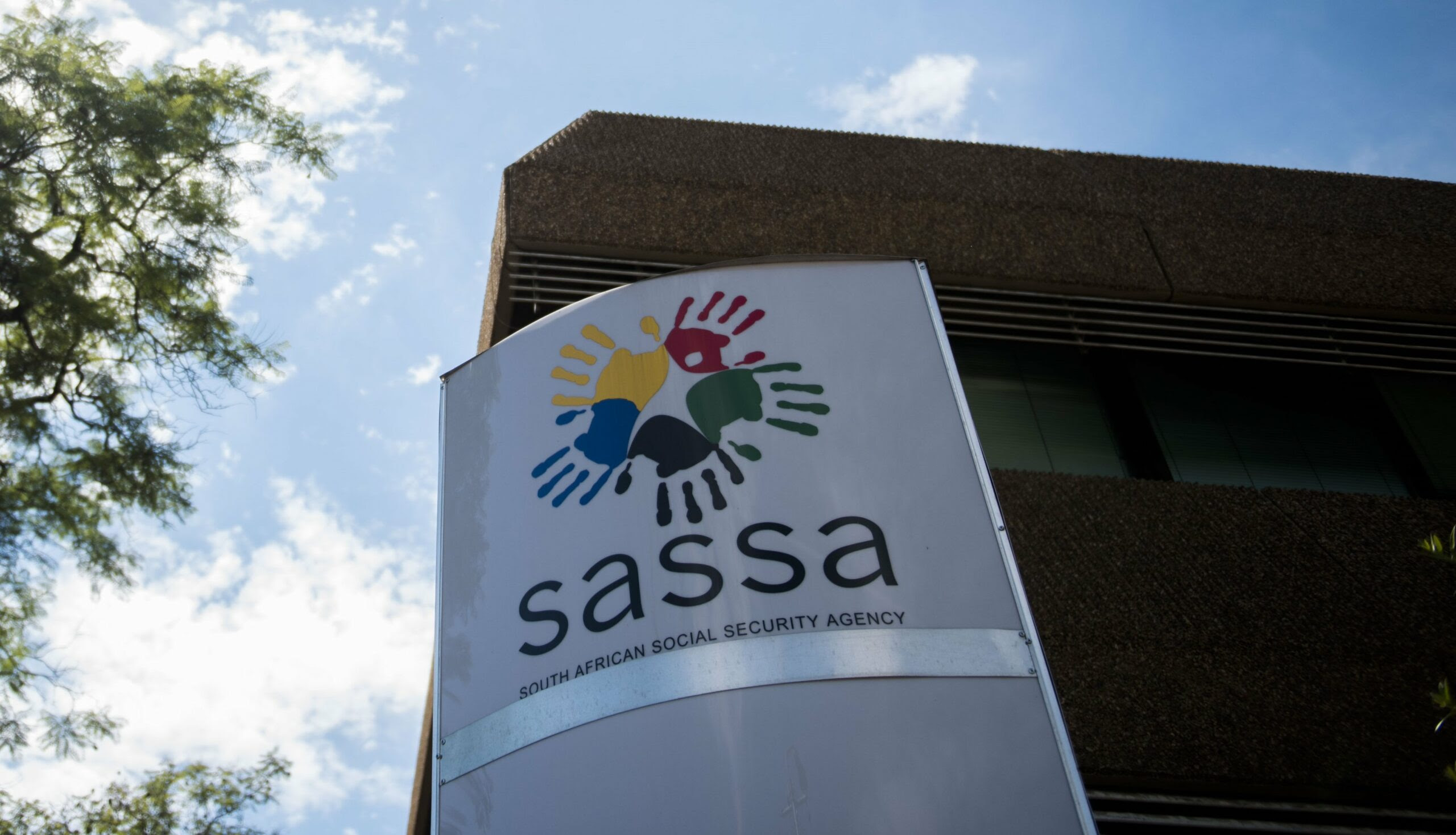 Sassa announced this week that it is reassessing millions of applications for the r350 grant that have been rejected, which is causing a huge backlog for this grant. Confirmed R350 Grant Will Be Reinstated And More People Can Apply