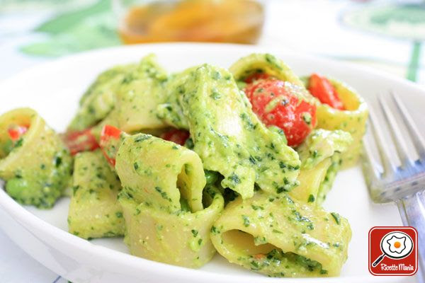 Risultati per pesto di rucola. Ricetta Pasta Fredda Al Pesto Di Rucola E Pomodorini Ricettemania