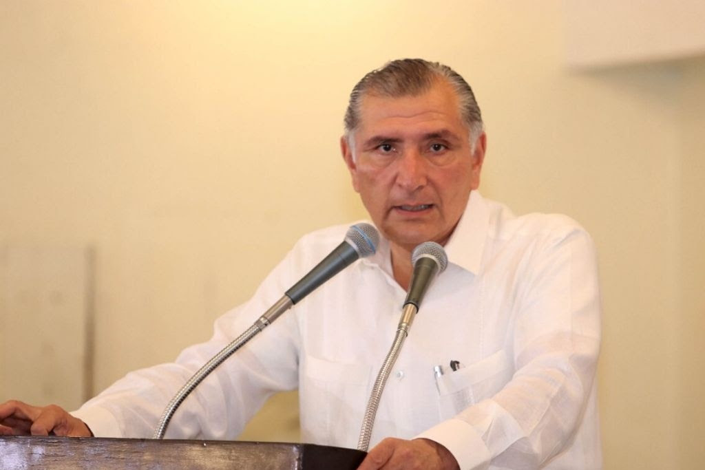 Hoy tuve el gusto de saludarlo y acompañarlo a la entrega de dos ambulancias por parte del insabi a través de la agencia de la onu para los refugiados en méxico (acnur). Xeva Noticias Tabasco