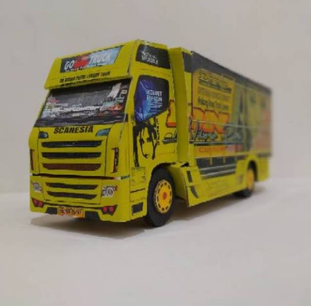  Ukuran  Kabin Miniatur  Truk  Canter Ayesha Pottery Cara 