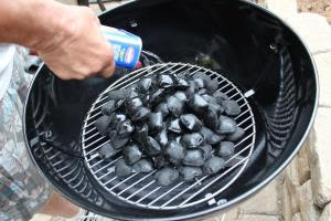 Steps to light charcoal with lighter fluid. 2 Easy Way To Light Bbq