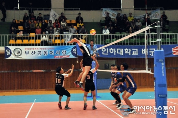May 01, 2021 · 국내 배구 잡지 더 스파이크 2020년 3월호 103쪽에 따르면, 2020년부터 여자대학리그가 창설되었다고 한다. 97íšŒ ì „êµ­ì²´ì „ ë°°êµ¬ 039 ë¦¬ìŠ¤ë¸Œì™€ ìŠ¤íŒŒì´í¬ì˜ í™˜ìƒ ê¶í•© 039