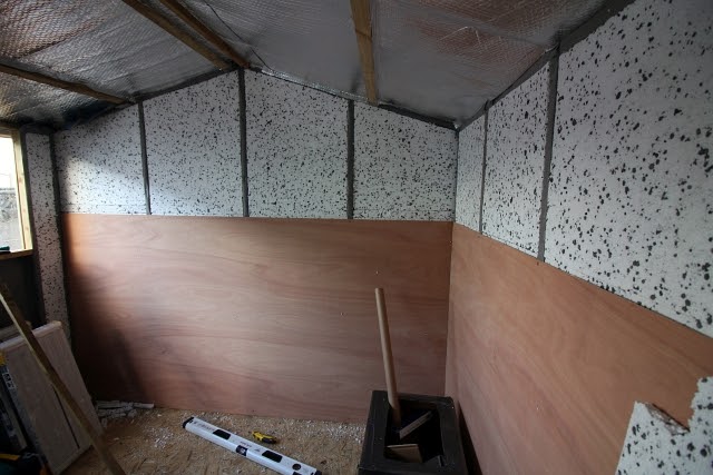 pitched roof insulation: breathable membrane for shed