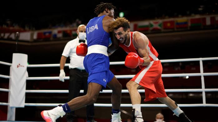 JO 2021 - Boxe : Sofiane Oumiha stoppé net en huitièmes de finale après une décision contestée