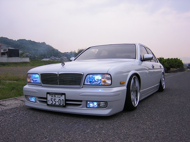 最新のhd 32 シーマ コンポート