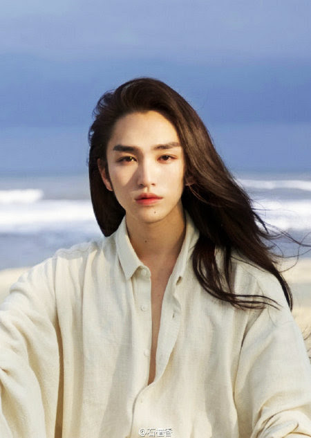 The messy medium hairstyle is the traditional japan/korean undergraduate look. Soft Or Tough Standard Of Handsome Men In Ancient China China Org Cn