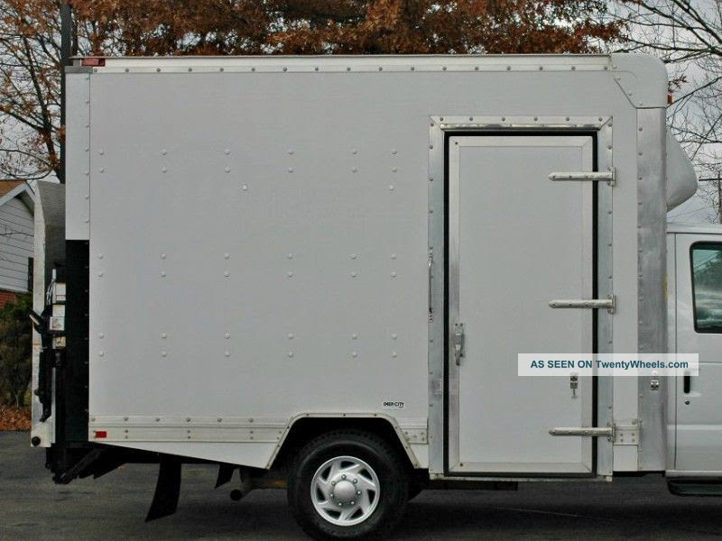 2013 Ford Cutaway Box Lift Side Door