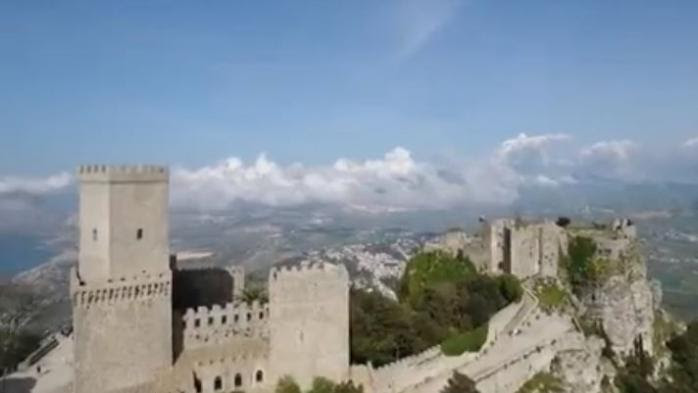 Feuilleton : à la découverte d'Erice, petit village de Sicile perdu entre ciel et terre