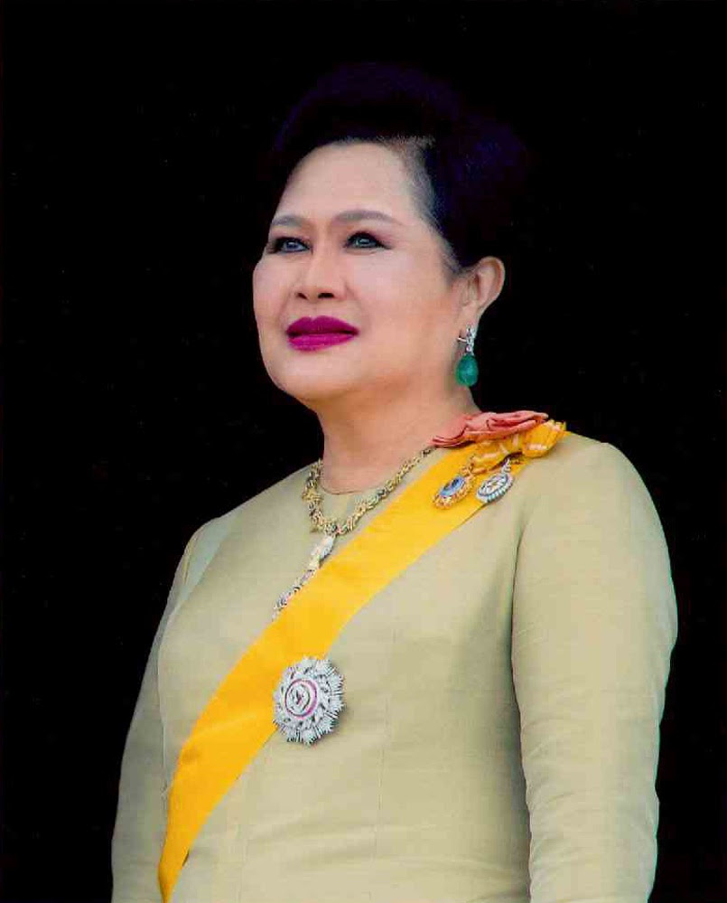 2493) สมเด็จพระนางเจ้าสิริกิติ์ พระบรมราชินี (5 พฤษภาคม พ.ศ. à¸›à¸£à¸°à¸§ à¸• à¸‚à¸­à¸‡à¸žà¸£à¸°à¸£à¸²à¸Š à¸™ Our King