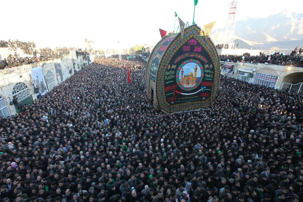 Islamic calendar muharram safar rabi al awwal rabi al thani jumada al awwal jumada al thani rajab sha aban ramadan shawwal dhu al qi dah. Muharram Islamisches Neujahr Und Monat Der Trauer Irankultur Iran Kultur Reisen