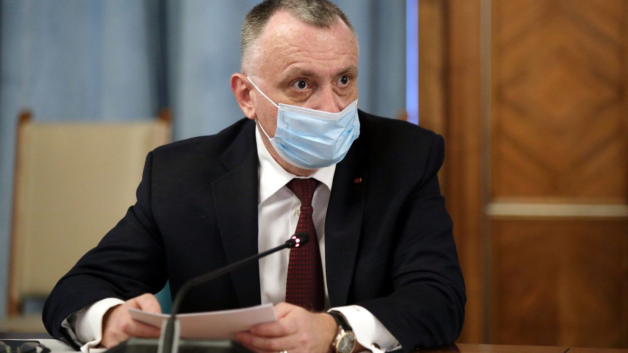 A bukaresti agrártudományi és állatorvosi egyetem talajjavító és környezetmérnöki karán szerzett mérnöki oklevelet. Ministrul EducaÅ£iei Sorin Cimpeanu SolicitÄƒ Verificarea Tezei De Doctorat Si A Intregii Sale ActivitÄƒÅ£ii StiinÅ£ifice Ziarul Prahova