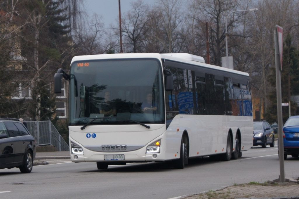La future classe s de mercedes, le corps d'une voiture autonome sans la tête. Lineoz Net Transport Mobilite Urbaine Afficher Le Sujet Constructeur Iveco Bus