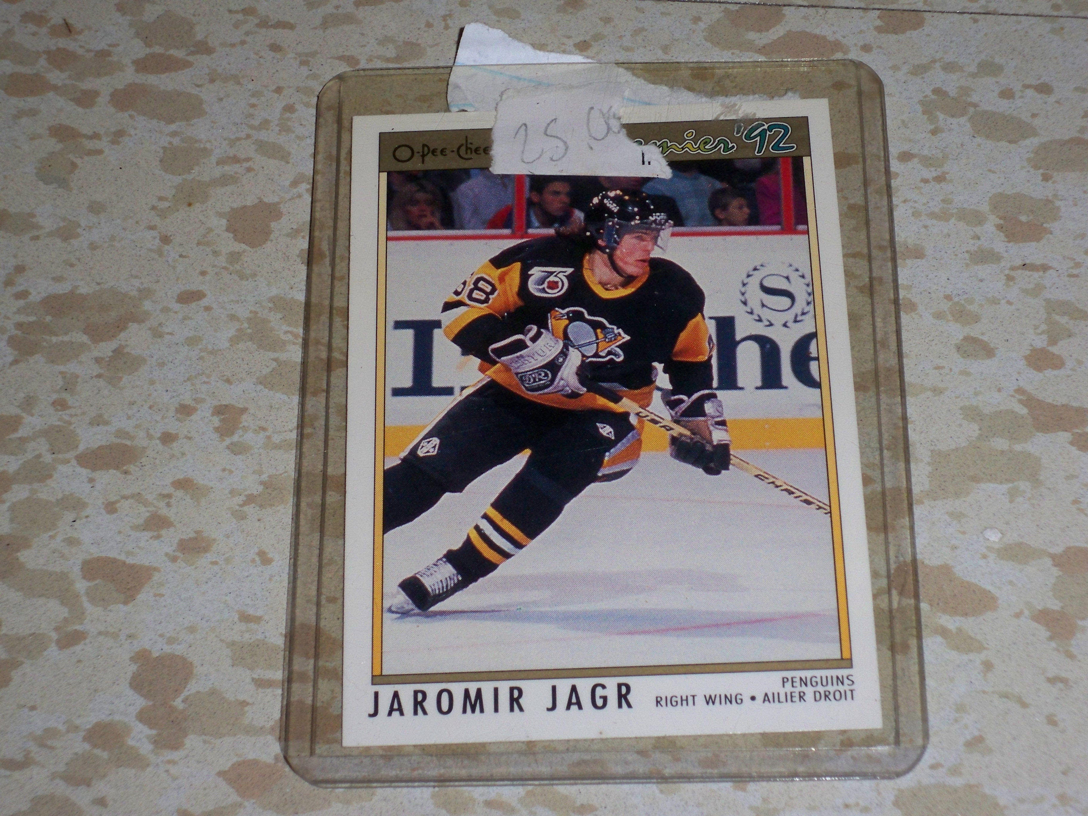 Enhance your purchase grading provided by: Hockey Card Sales