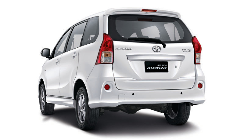 Gambar Mobil Avanza  Dari Belakang Rommy Car