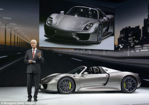 e promised a great deal with the 918 Spyder, namely to redefine performance, efficiency and driving pleasure
