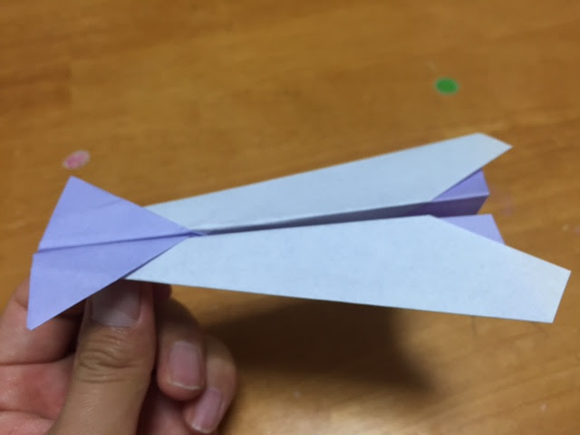 世界 一 飛ぶ 紙 飛行機 正方形 プロジェクト ニュース