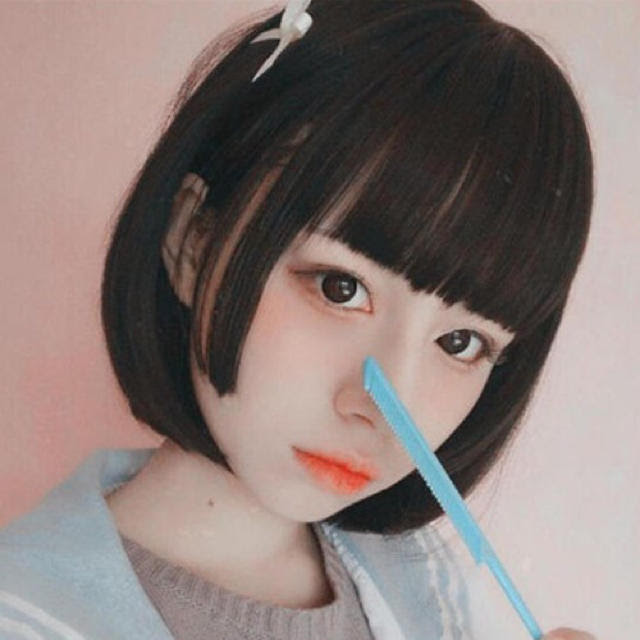 ボブ ストレート 姫カット Eghbal Taqvi