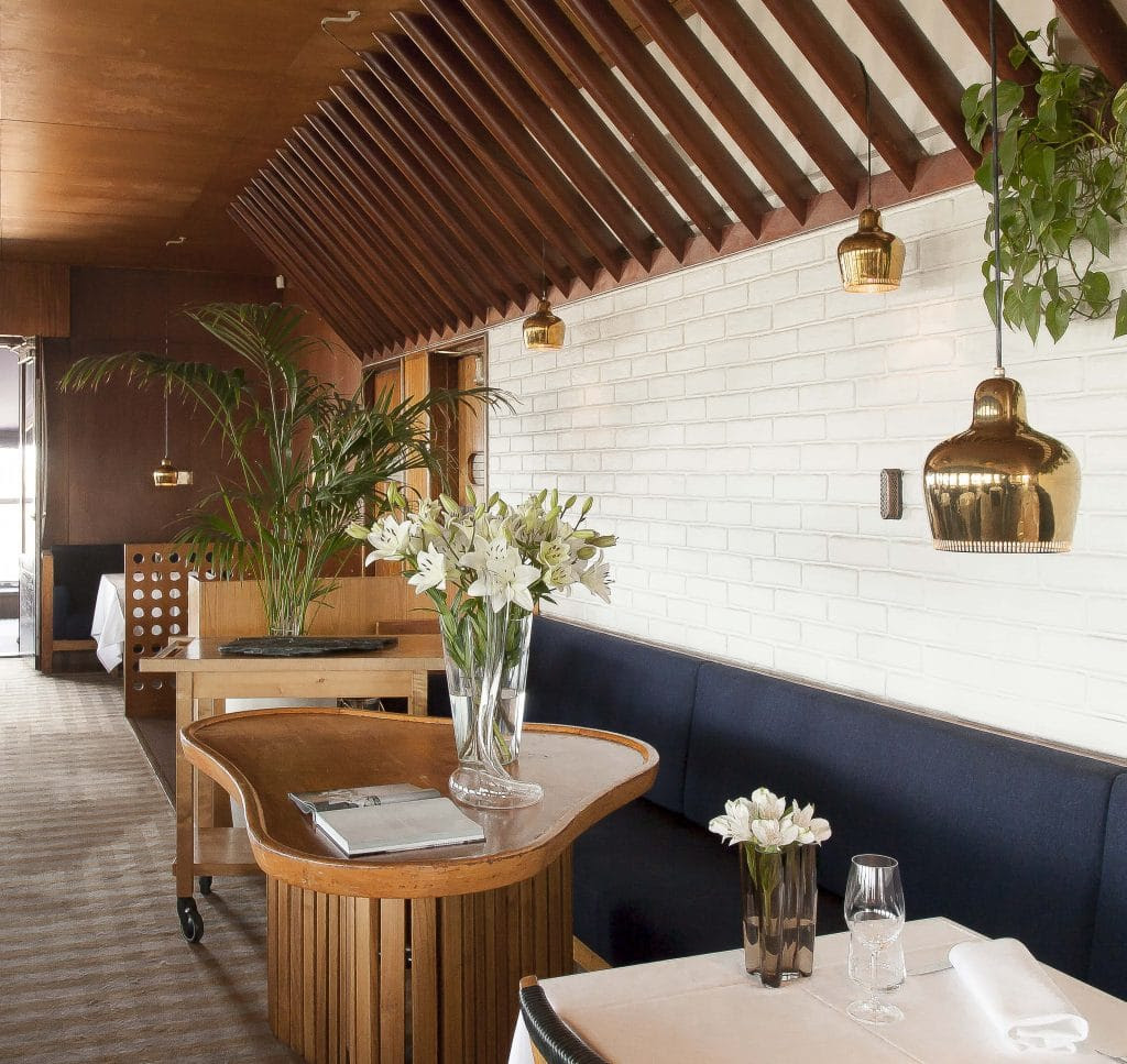 Their work extended beyond just the built form and would include detailing interior spaces and surfaces, along with furniture, lamps, furnishings, and glassware. Helsinki Guide Grand Tour