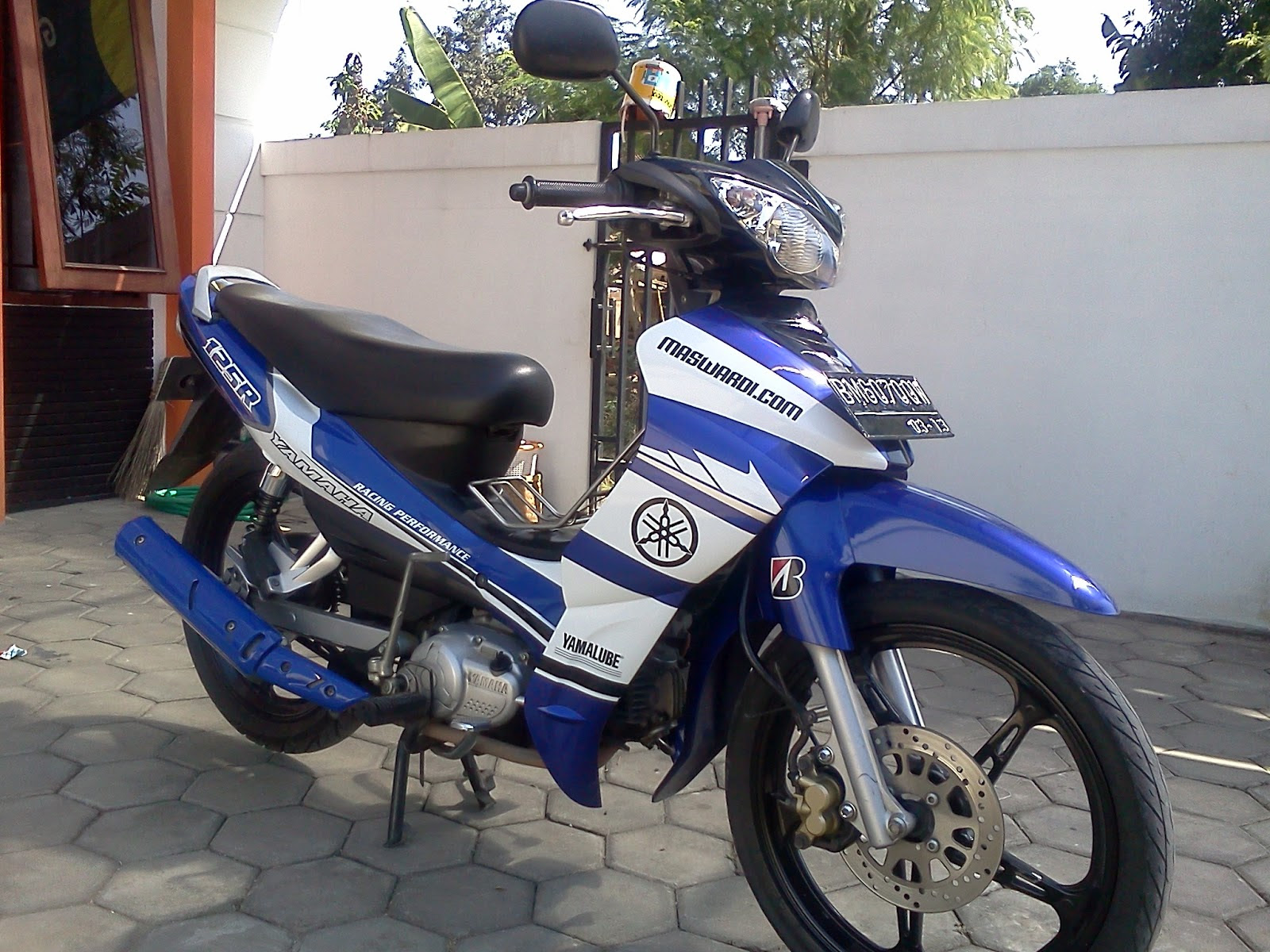 Kumpulan 89 Modifikasi Stiker Motor Jupiter Z 2008 Terupdate