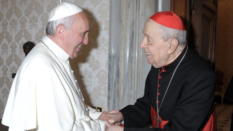 O cardeal Achille Silvestrini com o Papa Francisco