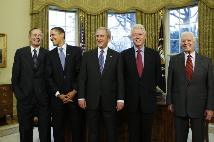 All the living former presidents gathered on the eve of Obama&#39;s inauguration in Jan. 2009. (J. Scott Applewhite/AP)</p>
