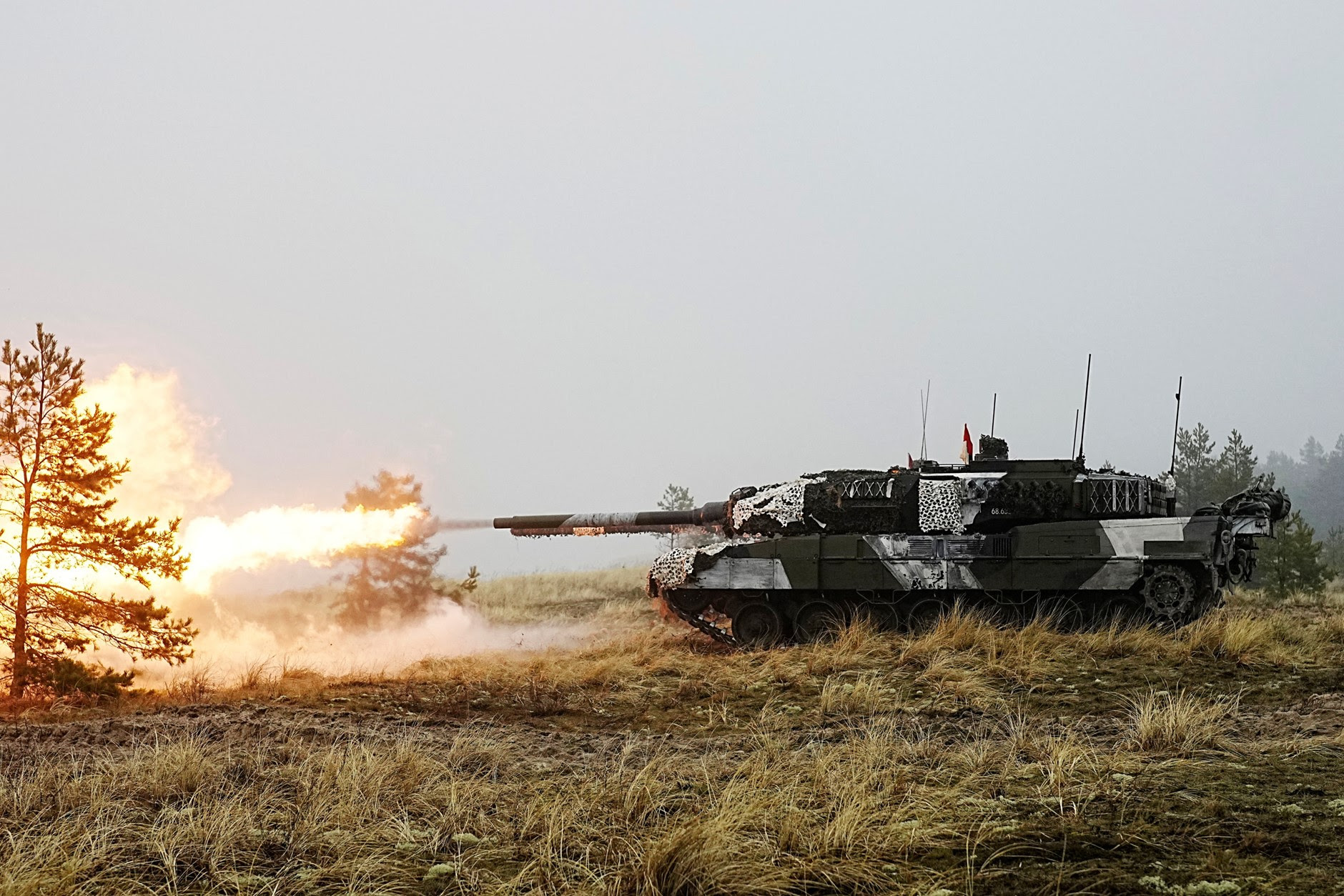 Danish army Leopard 2A7 tank of NATO enhanced Forward Presence battle group fires during live fire exercise in Perakula, Estonia February 15, 2023. REUTERS/Ints Kalnins