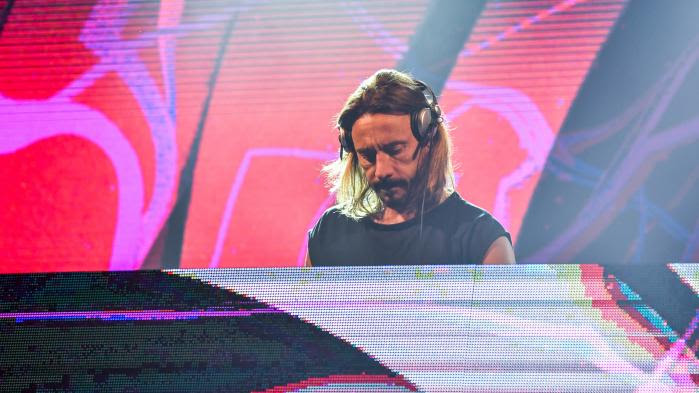 Coronavirus : DJ Bob Sinclar en concert caritatif le 4 mai au sommet de l'Arc de Triomphe (et sur vos écrans)