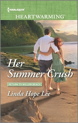 Her Summer Crush (Return to Willow Beach)