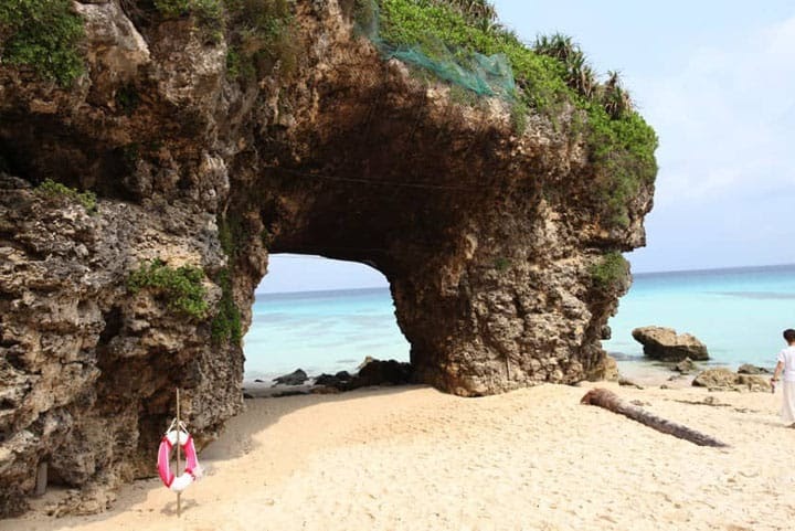 12+ Foto Pemandangan Pantai Di Pagi Hari - Koleksi Rial