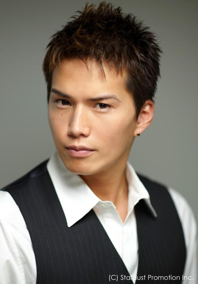 髪型 メンズ 俳優 Naim Minhas