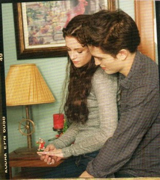 Robert Pattinson Life: 'The Twilight Saga - The Complete Film Archive' Scans - Tons of New ...
