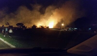 Incêndio atinge Base Aérea e se aproxima de pista do Aeroporto em MS