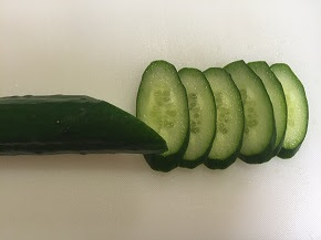 冷やし中華のきゅうりはどう切る レシピのいらない料理術