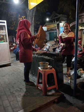 Sate Kuda Tulungagung : Sajian Serba Kambing Di Warung Sate Kambing Moro Lego Pak Kuwat ...