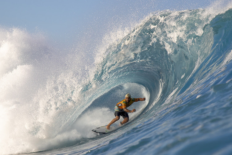 Ferreira, who learned to surf standing on the foam box his father. Italo Ferreira Allsportspk