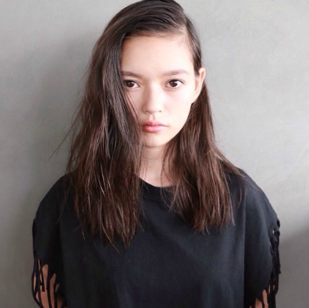 髪型 ロング ストレート 前髪なし アレンジ Barkhia Wassan